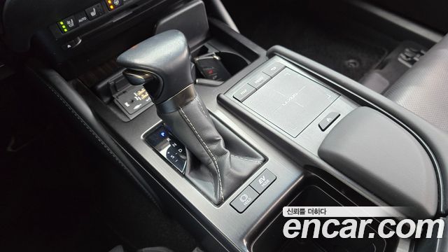 Lexus ES300h (VII) Luxury Plus 2021 — фото 9