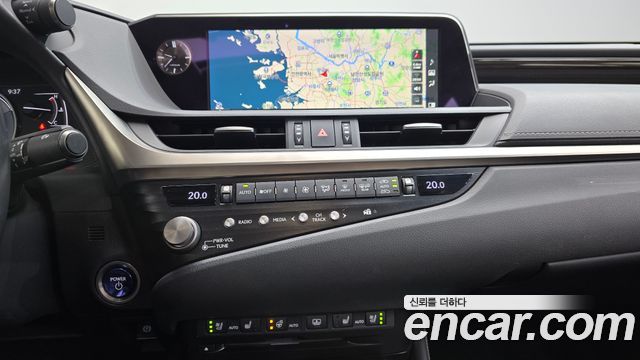 Lexus ES300h (VII) Luxury Plus 2021 — фото 16