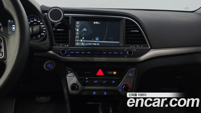 Hyundai Avante (AD) 1.6 GDI Value Plus 2018 — фото 14