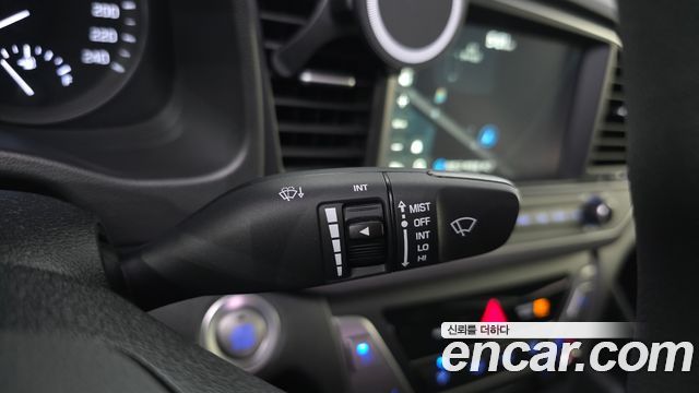 Hyundai Avante (AD) 1.6 GDI Value Plus 2018 — фото 29