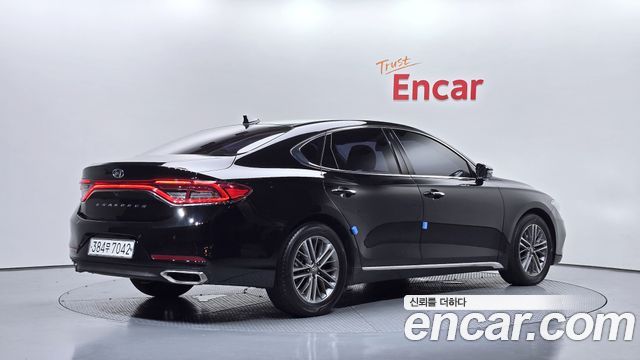 Hyundai Grandeur (IG) 2.4 Premium 2017 — фото 2