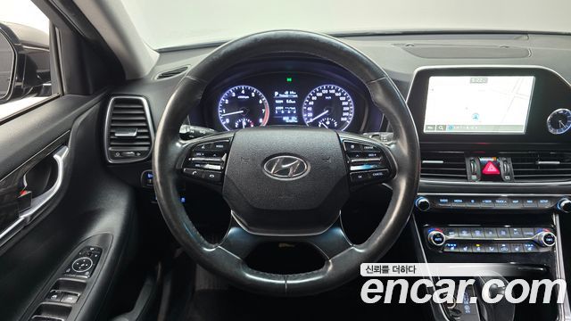 Hyundai Grandeur (IG) 2.4 Premium 2017 — фото 13