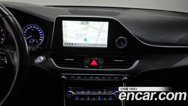 Hyundai Grandeur (IG) 2.4 Premium 2017 — фото 16