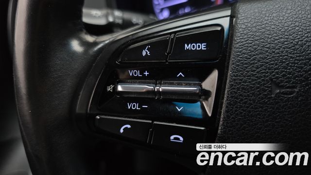 Hyundai Grandeur (IG) 2.4 Premium 2017 — фото 19