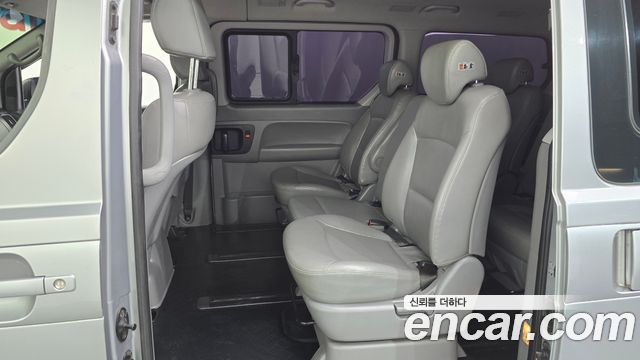 Hyundai Grand Starex 11-Seater Wagon Modern 2017 — фото 11