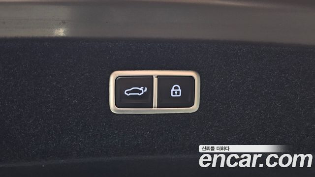 Genesis G90 (RS4) Gasoline 3.5 Turbo AWD 2022 — фото 36
