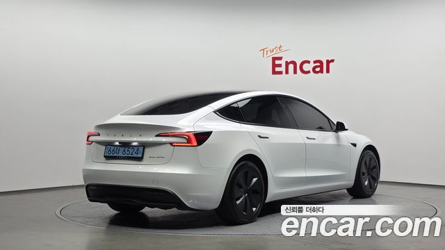 Tesla Model 3 Long Range AWD 2025 — фото 2