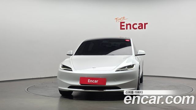 Tesla Model 3 Long Range AWD 2025 — фото 3