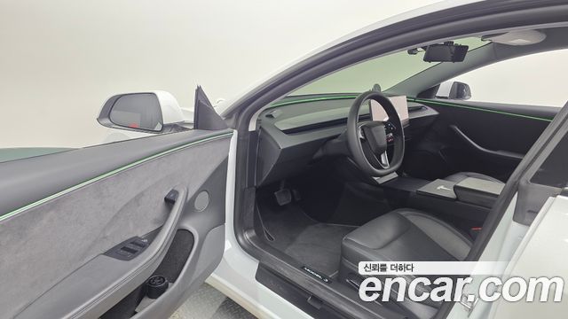 Tesla Model 3 Long Range AWD 2025 — фото 10