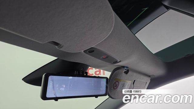 Tesla Model 3 Long Range AWD 2025 — фото 15