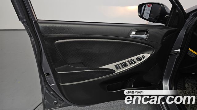 Hyundai Accent (New) 1.6 GDI Blue Saver 2016 — фото 24