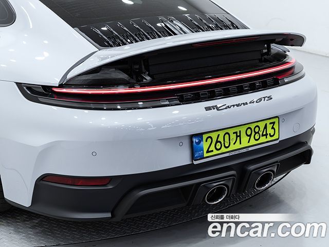 Porsche 911 (992) Carrera 4 GTS 2025 — фото 16