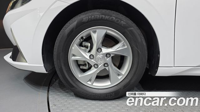 Hyundai Avante (CN7) 1.6 LPi Smart 2023 — фото 5