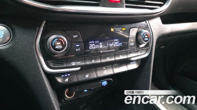 Hyundai Santa Fe (TM) Diesel 2.2 4WD Prestige 2020 — фото 17