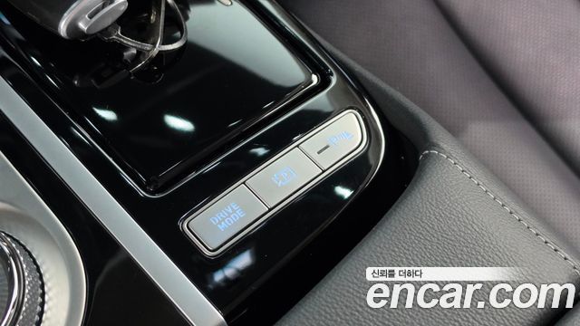Genesis Electrified G80 (RG3) e-AWD 2022 — фото 20