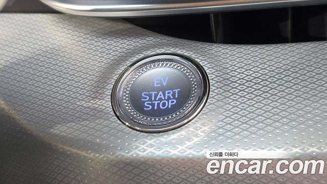 Genesis Electrified G80 (RG3) e-AWD 2022 — фото 28