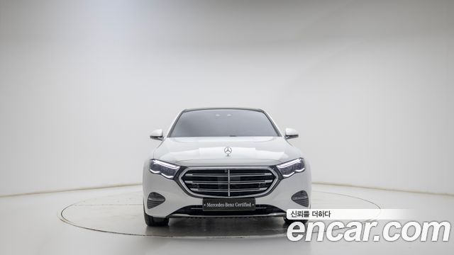 Mercedes-Benz E-Class (W214) E300 4MATIC Exclusive 2026 — фото 3