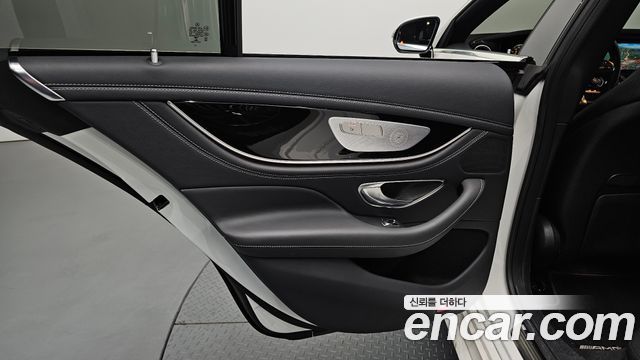 Mercedes-Benz AMG GT 4Door 43 4MATIC+ 2019 — фото 25