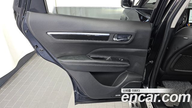 Renault Korea QM6 Diesel 4WD RE Signature 2018 — фото 25
