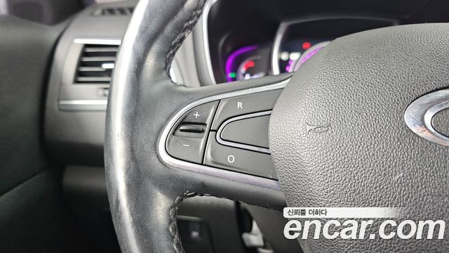 Renault Korea QM6 Diesel 4WD RE Signature 2018 — фото 26