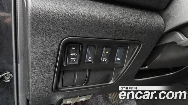 Renault Korea QM6 Diesel 4WD RE Signature 2018 — фото 28