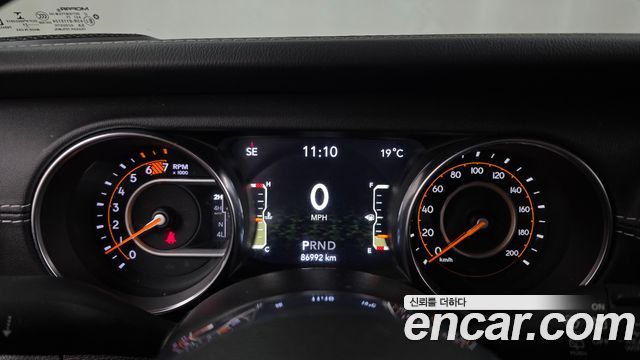 Jeep Wrangler (JL) 2.0 Overland 4Door 2021 — фото 8
