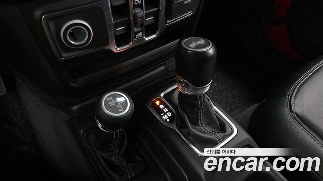 Jeep Wrangler (JL) 2.0 Overland 4Door 2021 — фото 9