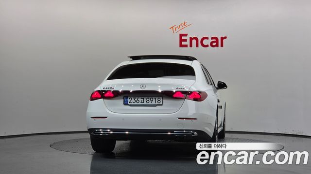 Mercedes-Benz E-Class (W214) E220d 4MATIC Exclusive 2024 — фото 4