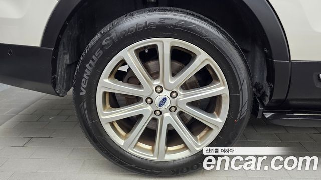 Ford Explorer 3.5 Limited 4WD 5th 2016 — фото 5