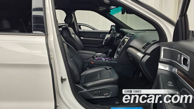 Ford Explorer 3.5 Limited 4WD 5th 2016 — фото 11