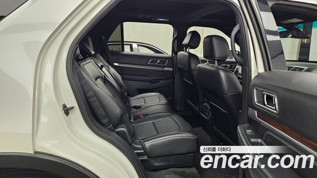 Ford Explorer 3.5 Limited 4WD 5th 2016 — фото 12