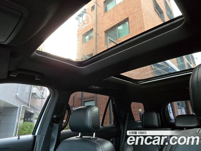Ford Explorer 3.5 Limited 4WD 5th 2016 — фото 18