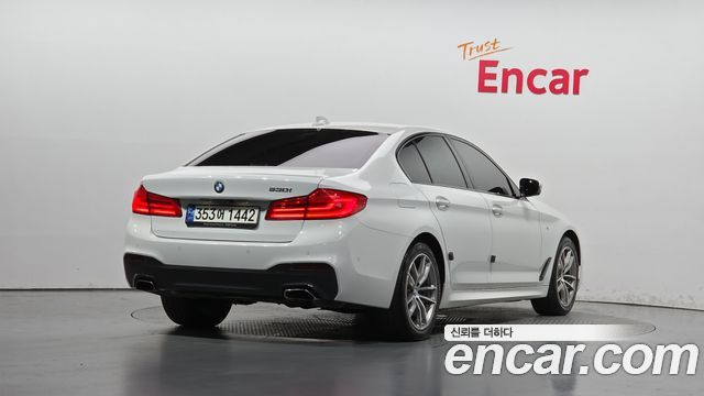 BMW 5 Series (G30) 530i M Sport Package Plus 2017 — фото 2