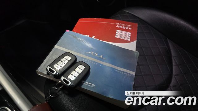 Kia Soul 1.6 GDI Luxury Standard 2012 — фото 22