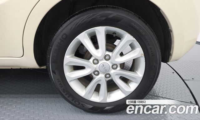 Kia Soul 1.6 GDI Luxury Standard 2012 — фото 27