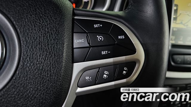 Jeep Cherokee (KL) 2.4 Longitude High AWD 2018 — фото 20