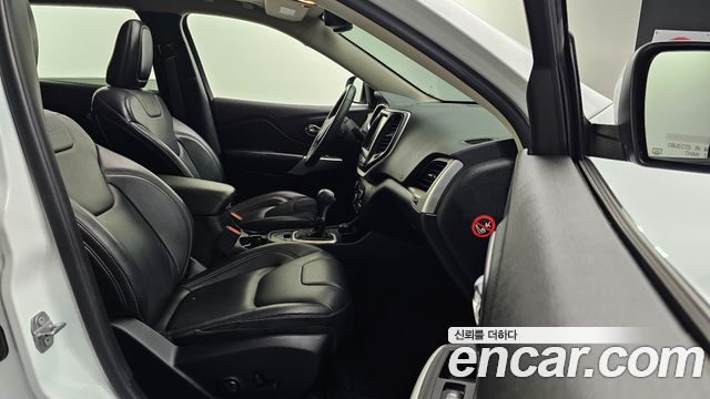 Jeep Cherokee (KL) 2.4 Longitude High AWD 2018 — фото 26