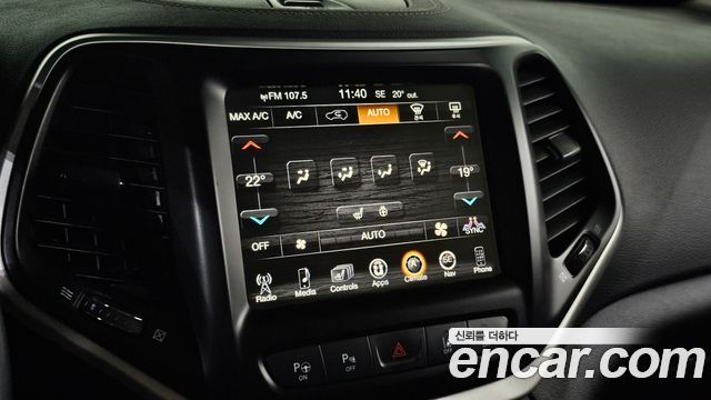 Jeep Cherokee (KL) 2.4 Longitude High AWD 2018 — фото 30