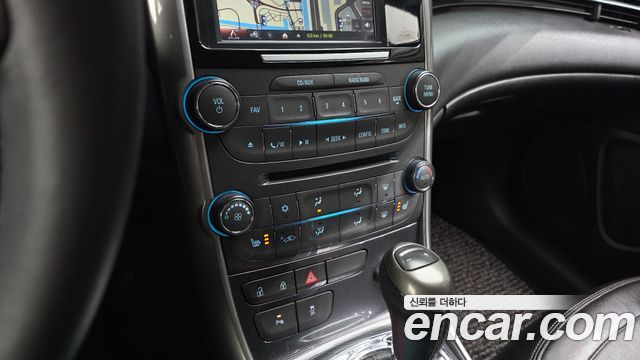 Chevrolet Malibu 2.0 LT Deluxe Pack 2015 — фото 14