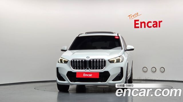 BMW X1 (U11) xDrive 20i M Sport 2025 — фото 3