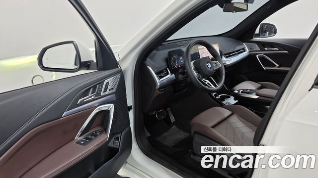 BMW X1 (U11) xDrive 20i M Sport 2025 — фото 10