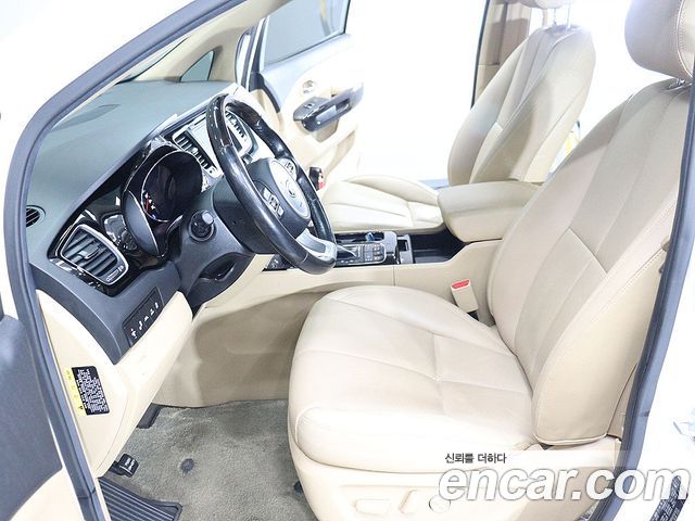 Kia Carnival 7-seater Limousine President 2016 — фото 9