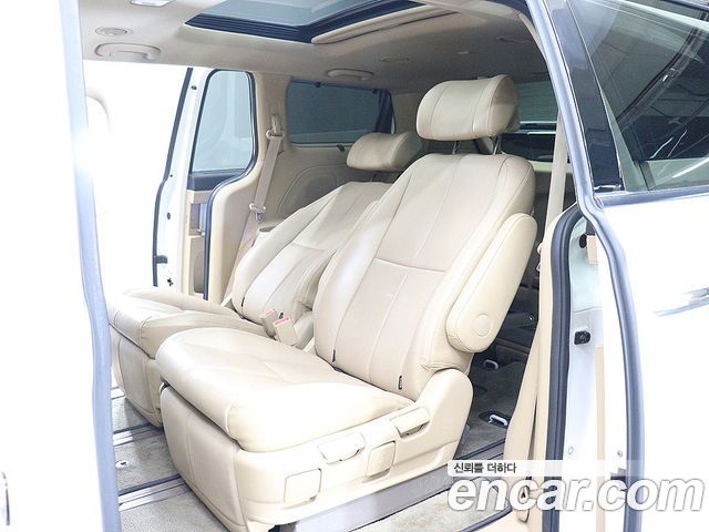 Kia Carnival 7-seater Limousine President 2016 — фото 10