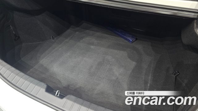 Hyundai Grandeur (HG) HG300 Premium 2016 — фото 20
