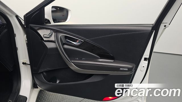 Hyundai Grandeur (HG) HG300 Premium 2016 — фото 24