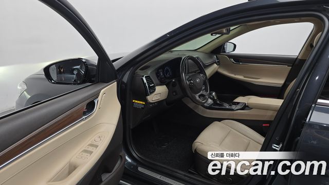 Hyundai Grandeur (IG) 2.2 Diesel Premium Special 2017 — фото 10