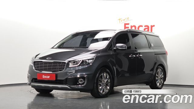 Kia Carnival 9-seater Prestige