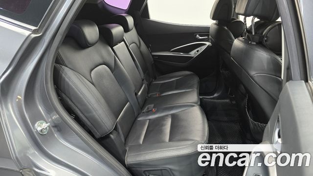 Hyundai Santa Fe (DM) Diesel(e-VGT) 2.2 4WD Premium 2013 — фото 11