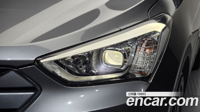 Hyundai Santa Fe (DM) Diesel(e-VGT) 2.2 4WD Premium 2013 — фото 22