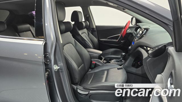 Hyundai Santa Fe (DM) Diesel(e-VGT) 2.2 4WD Premium 2013 — фото 26